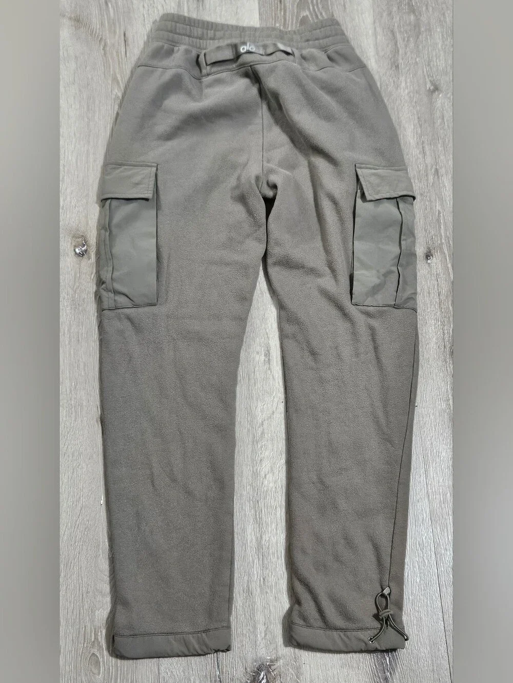 Alo yoga Women's cargo jogger size S